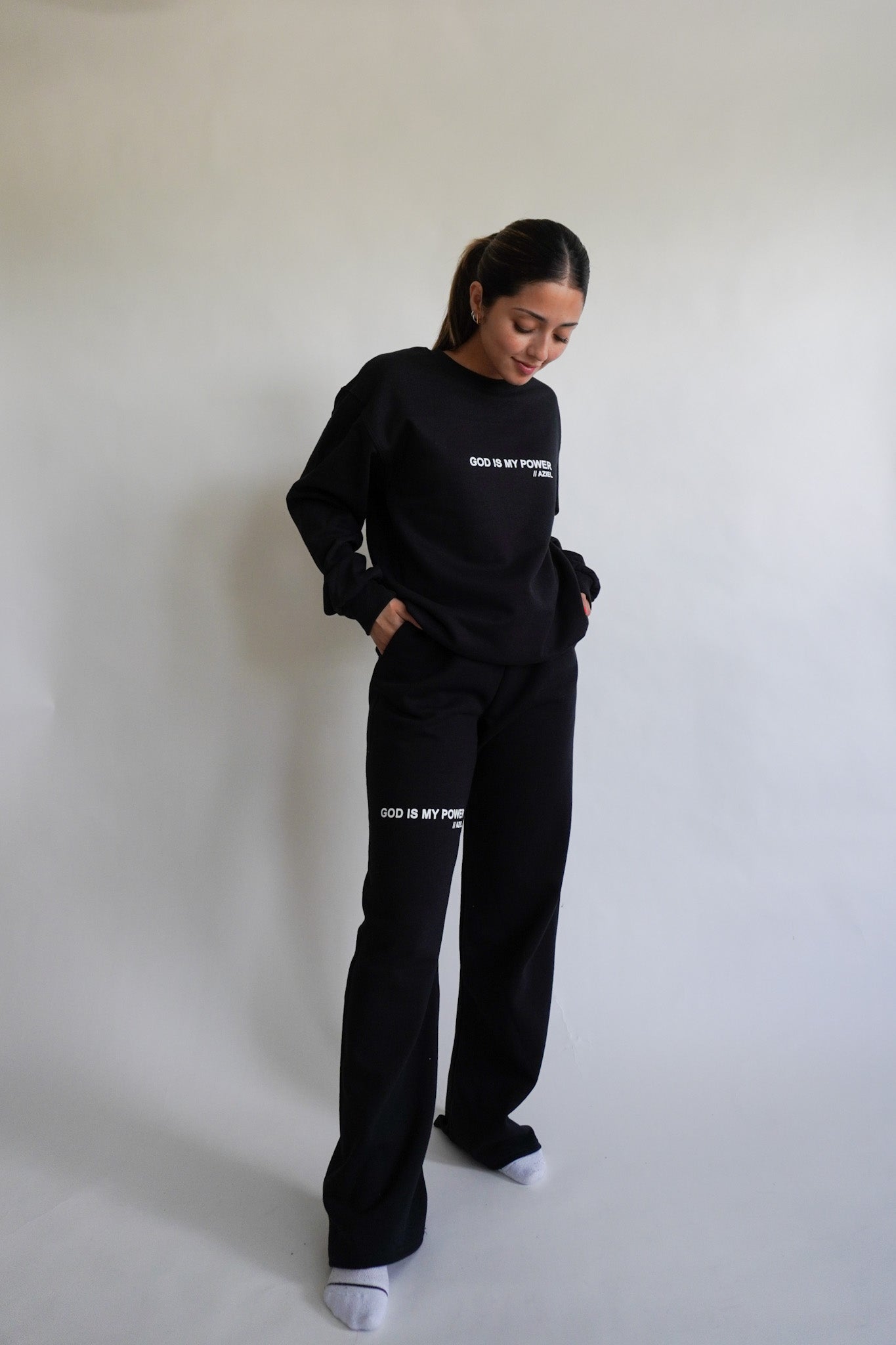 Psalm 121:2 V2 Sweatpants